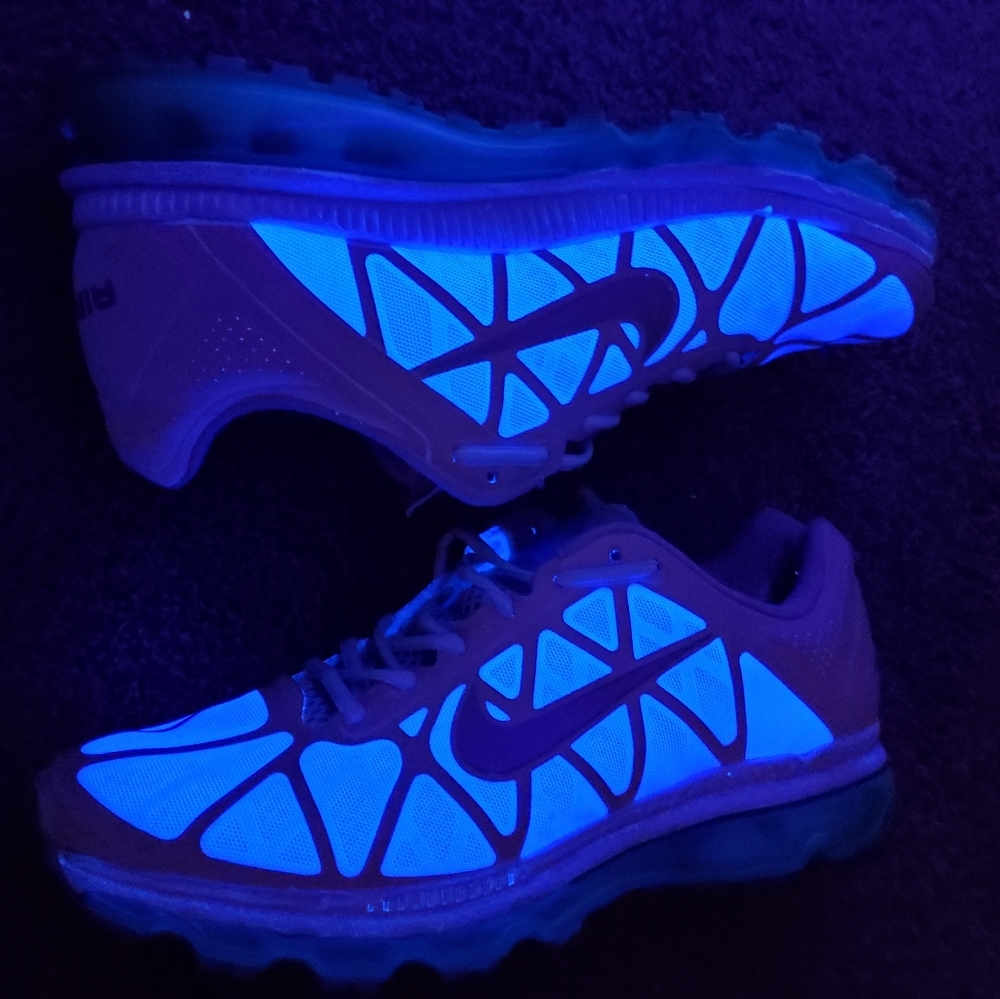Shoes - Picture 4 of 6